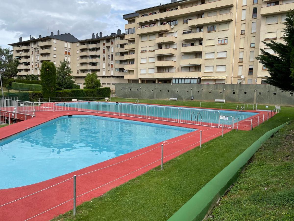 Apartamento Marbore Хака Екстер'єр фото